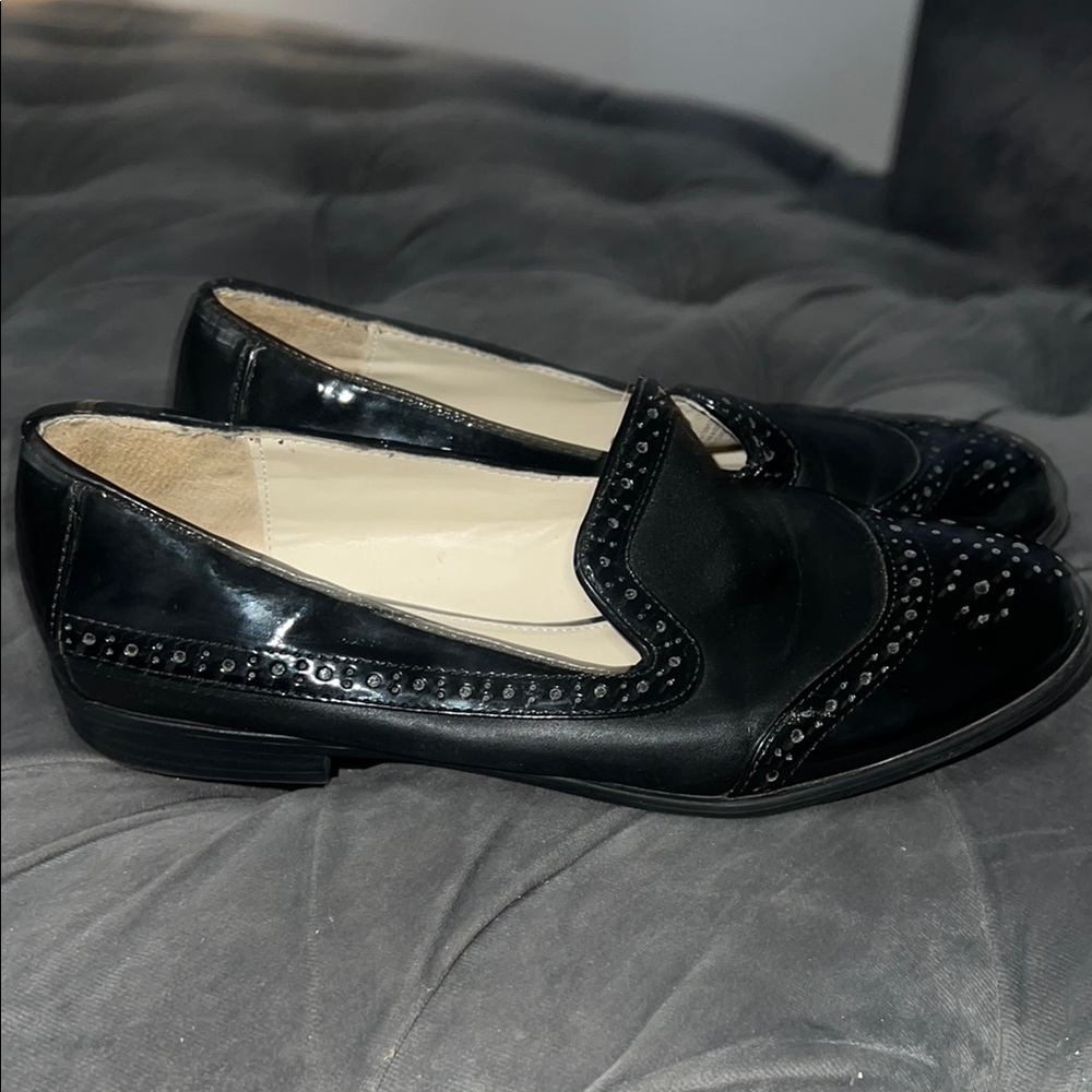 Elegant Black Women's Loafers - Picture 7 of 7